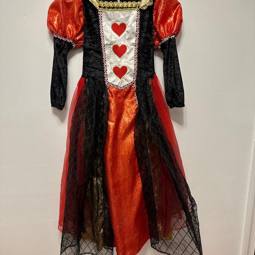 Queen of hearts costume